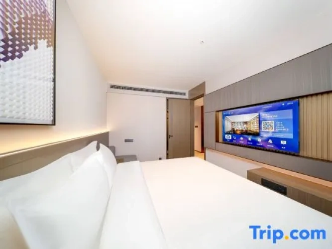 Deluxe Double Suite with view