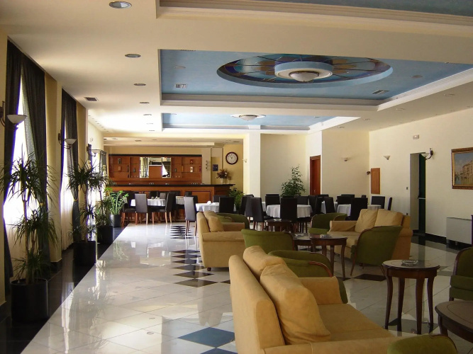 Hotel Platon
