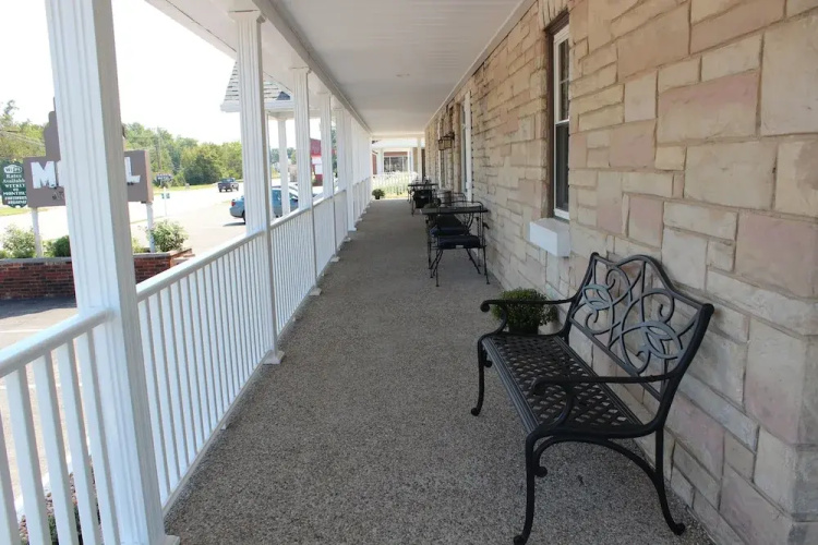 Brown's Motel Aberdeen
