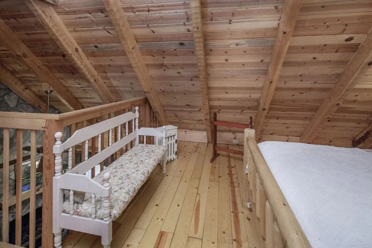 Jalyns Treehouse by Eagles Ridge Resort