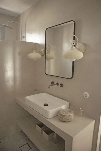 Rock n Olive Villas