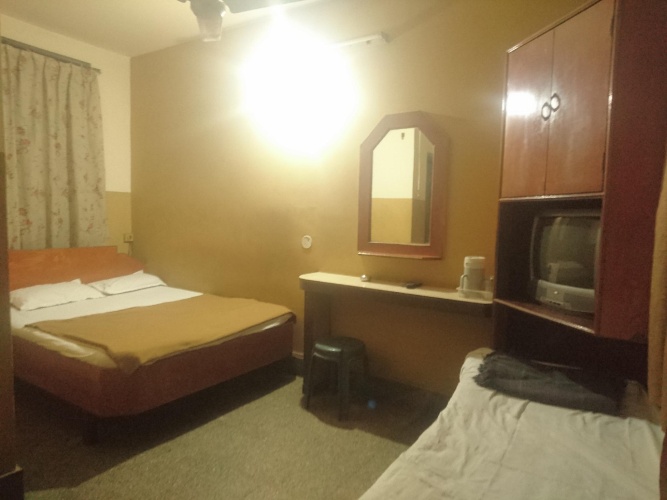 Standard Triple room