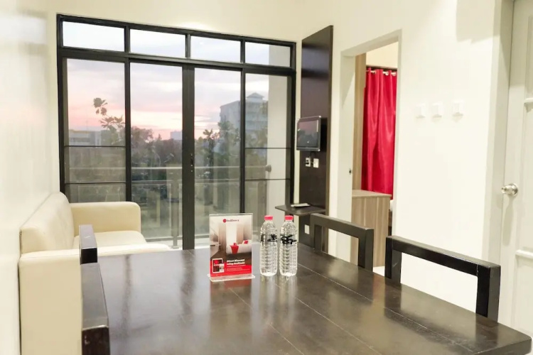 La Guardia Flats 2 - 802