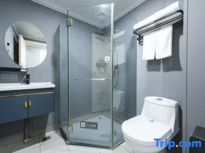 Airport Boutique Hotel