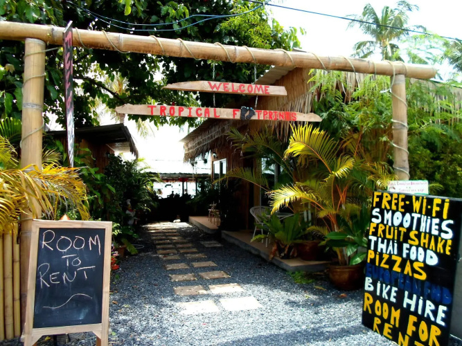 Tropical Footprints