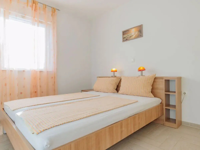 Apartment Mlasina Nin 7257