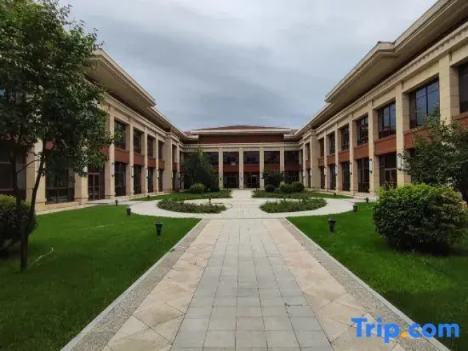 Ruyi Garden Hotel