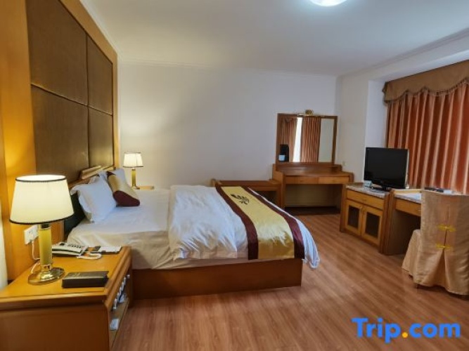 3 Bedrooms Villa