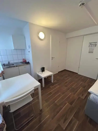 2-Rent Group Hostel Apartments SEN14