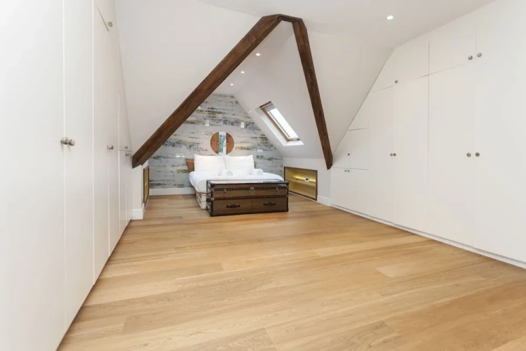 3 Bedrooms Apartment with balcony
