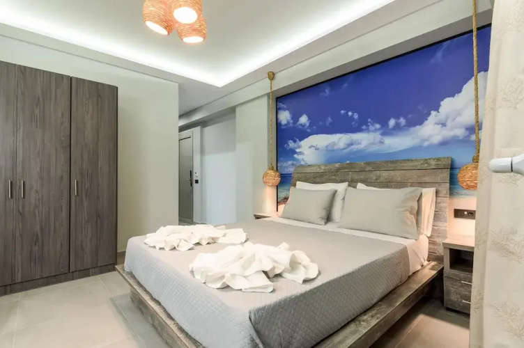 Artemis Apartments