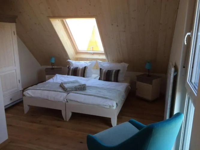 3 Bedrooms Cottage