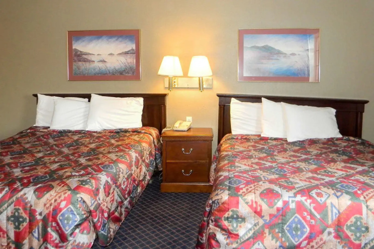 Downtown Inn