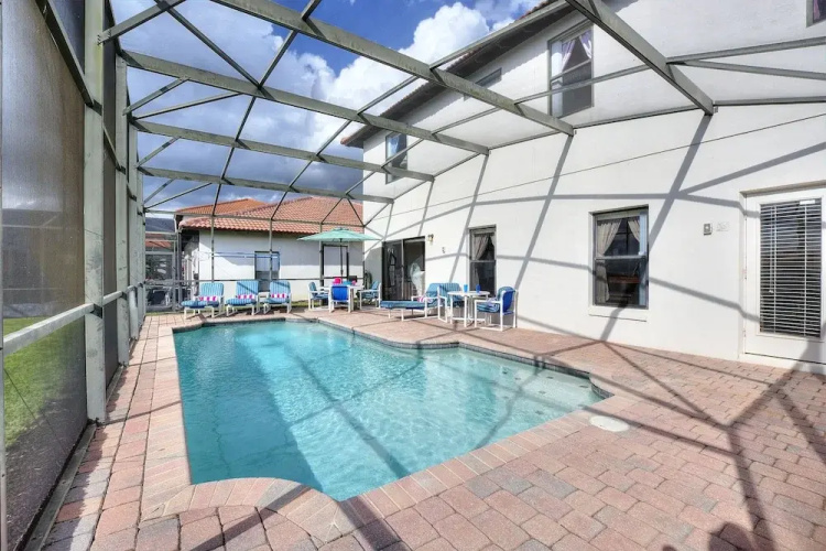 South Facing: Green Views & Gated Facilities