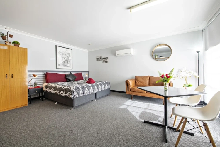 Deluxe Double Suite
