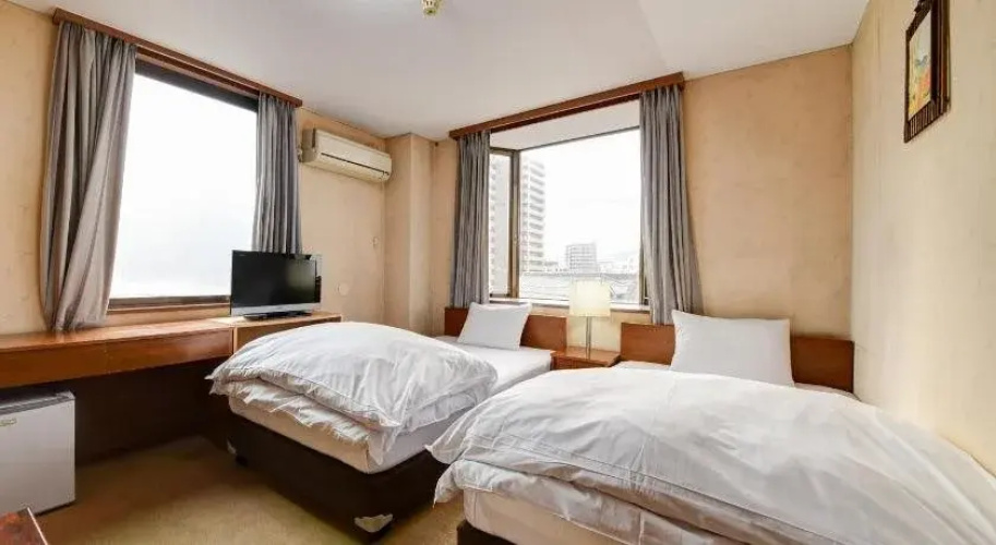 Green Business Hotel