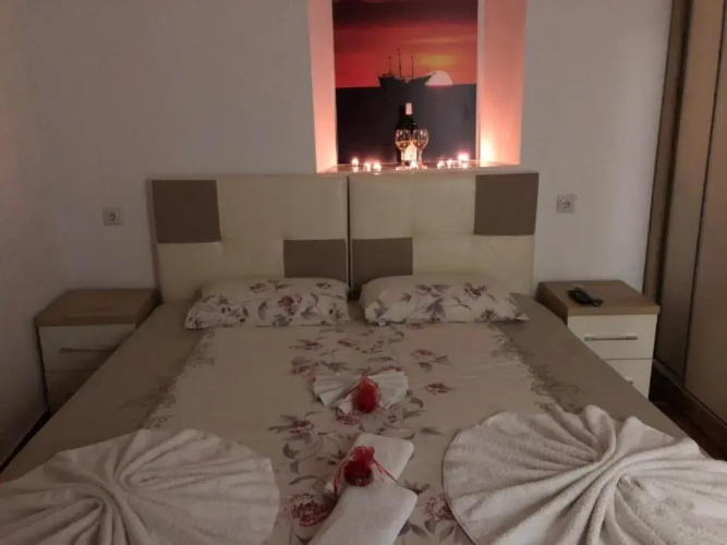Romantic Studio Flat Near Seashore in Ulcinj