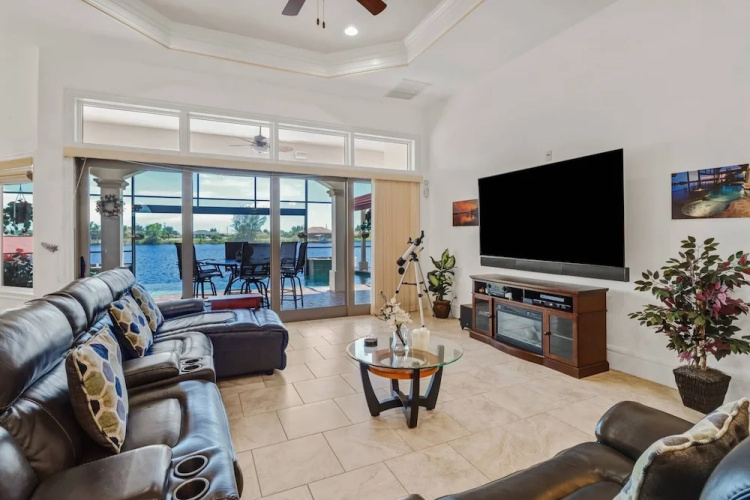 4604 NW 33rd Ter