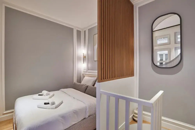 Sublim 1bdr AC Arc de Triomphe Champs Elysees by Studio Prestige