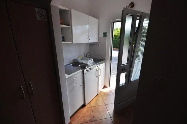 Mira Apartments