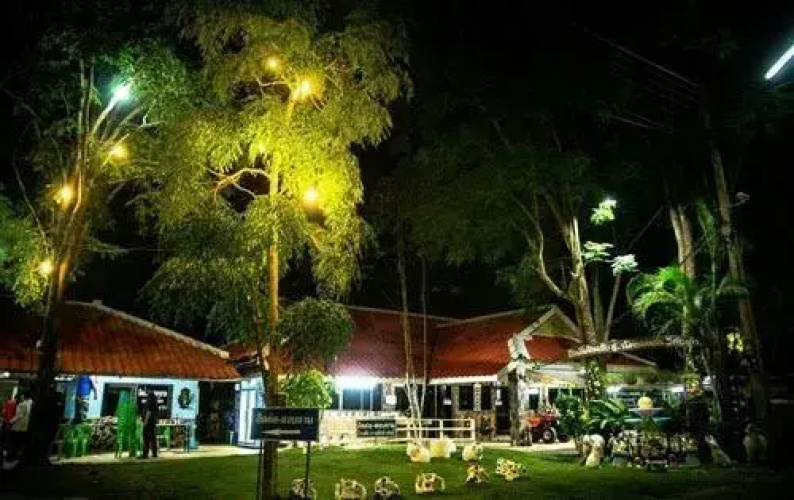 Chatpetch Resort