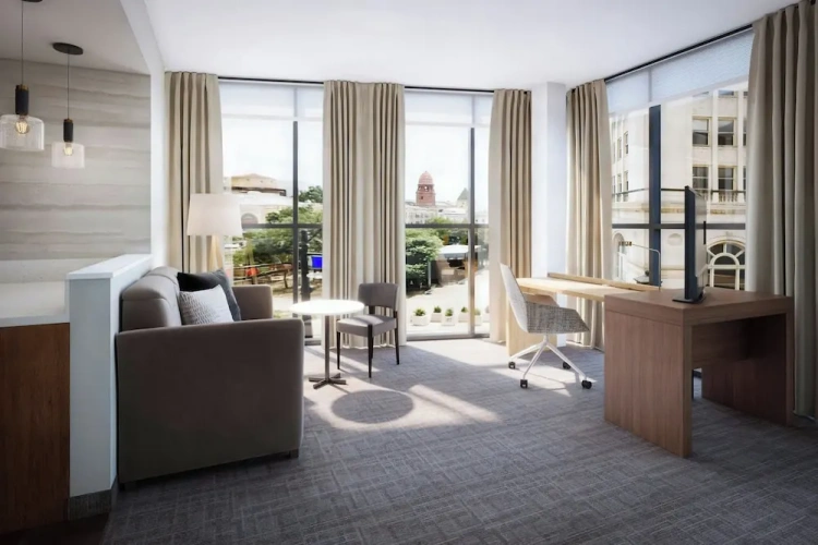 Double Suite with park view