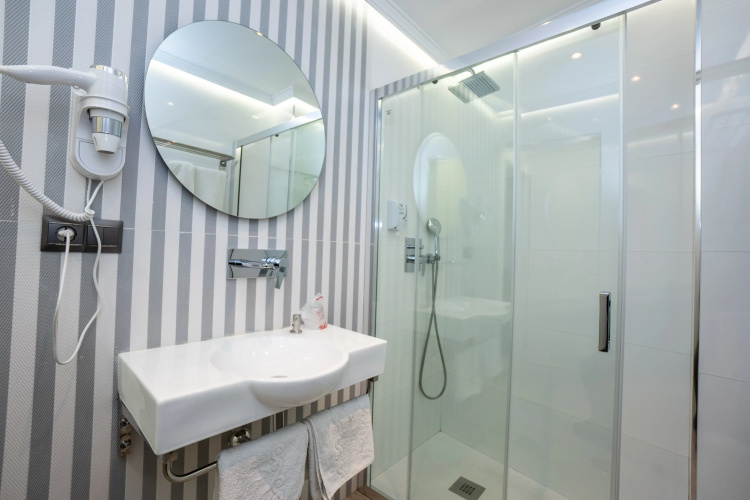 Apartamentos Abril