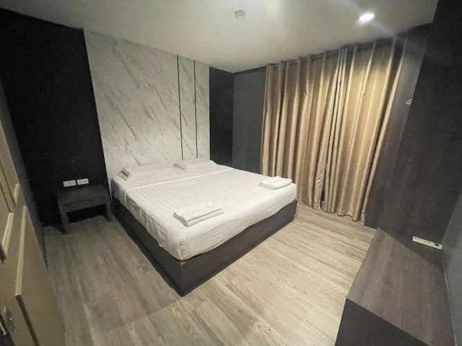 1 Bedroom Suite