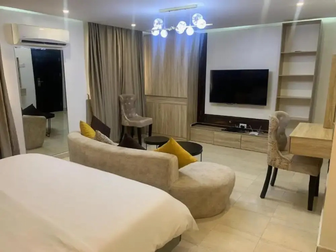 YP George Hotel and Suites Lekki
