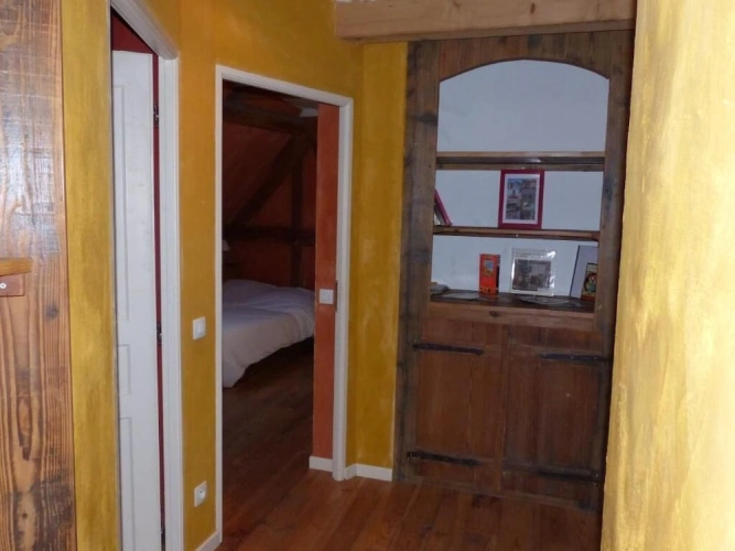 3 Bedrooms Cottage with courtyard view