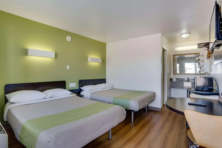 Motel 6 El Paso, TX - West
