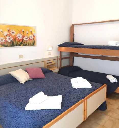 Standard Quadruple room