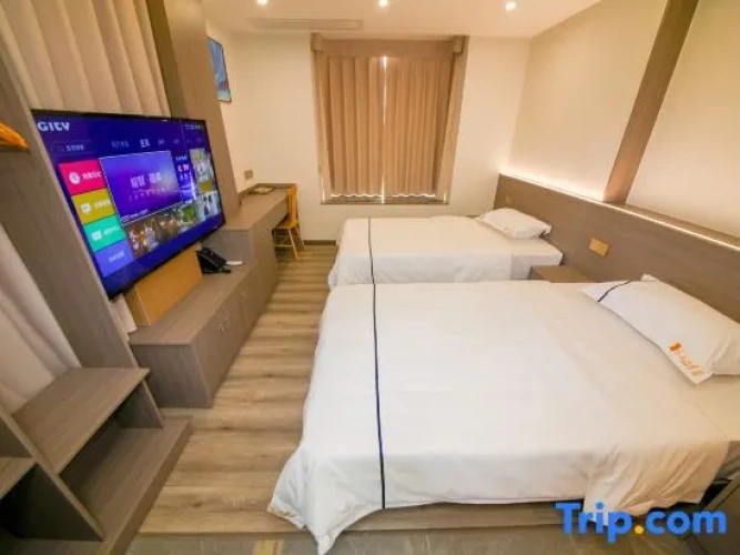 Premier Twin room