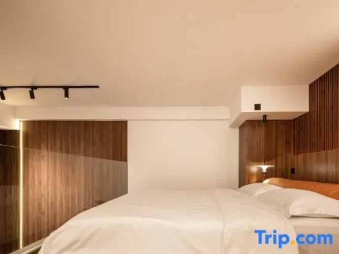 Double Duplex Suite
