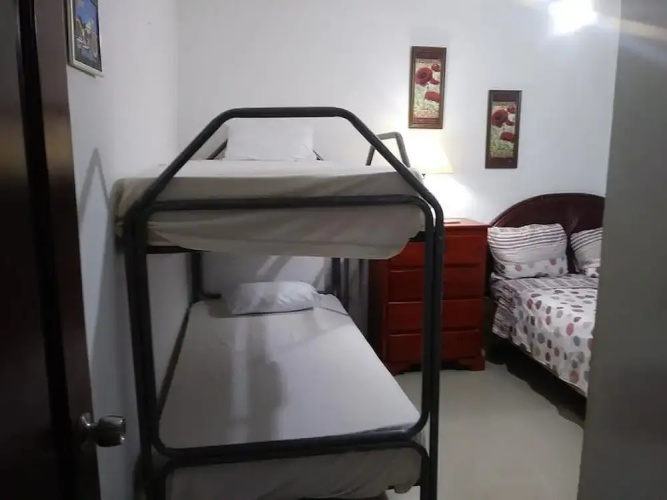 Bed In Share Room in Share Apartment