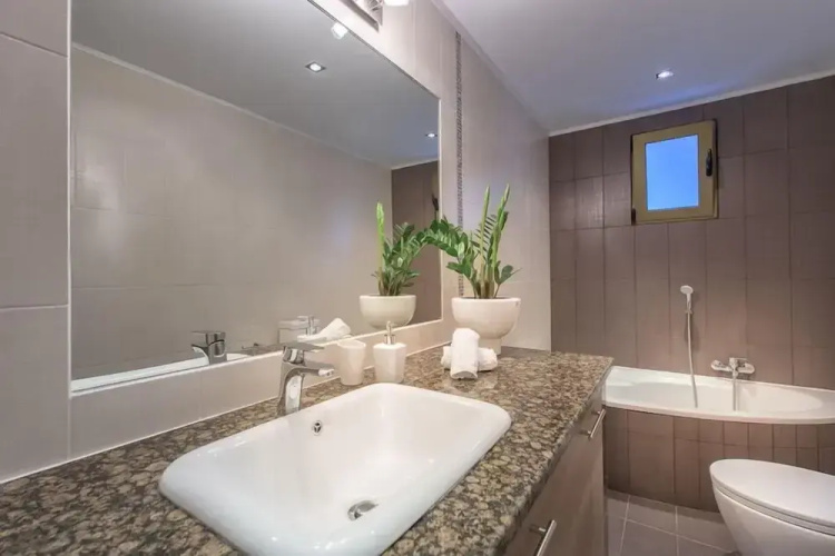 Limneon Villas
