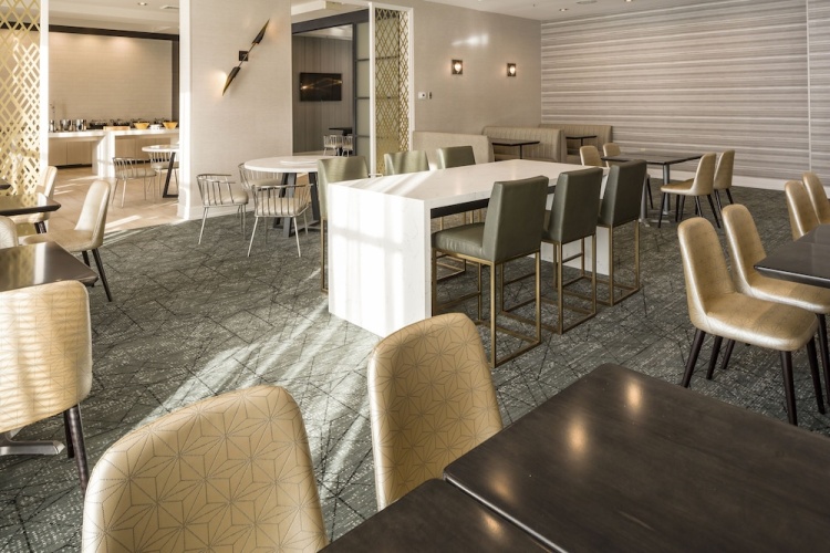 DoubleTree by Hilton Boston Logan Airport Chelsea photo 10