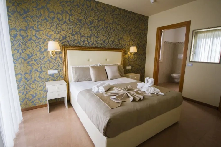 Superior Double room with balcony and with sea view