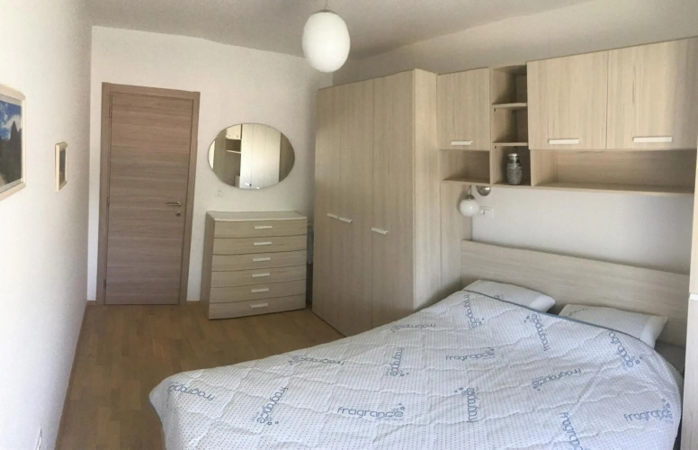 Holly apartman