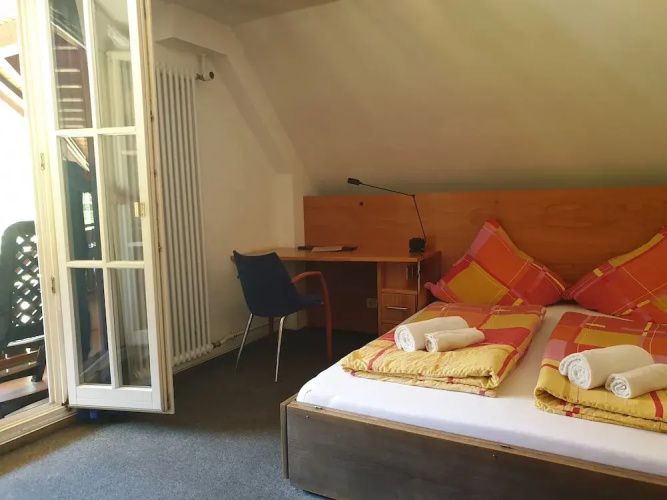 Luchs Hostel