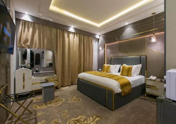 Lambert ApartHotel