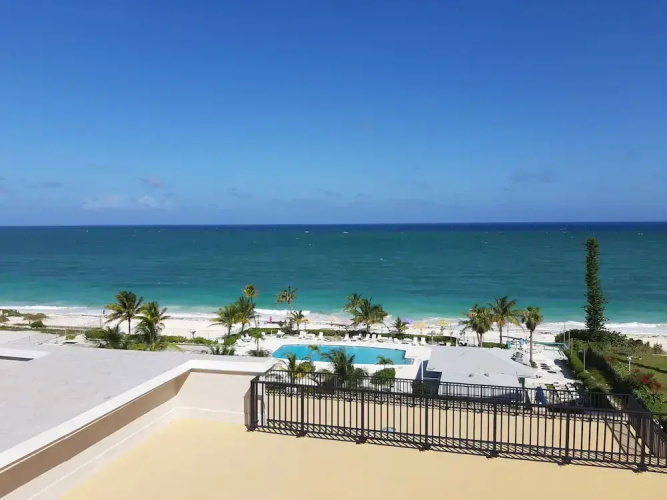 The Lookout - Coral Beach
