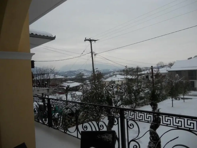 Standard Twin room with balcony and with mountain view