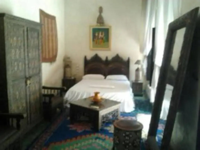 Riad Lalla Khiti