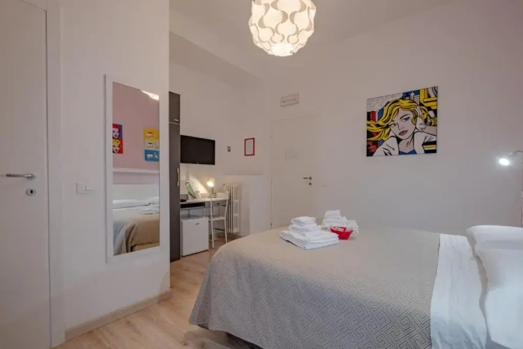 Standard Twin room with balcony
