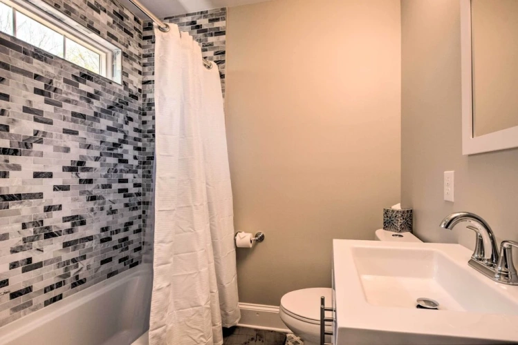 2 Bedrooms Cottage