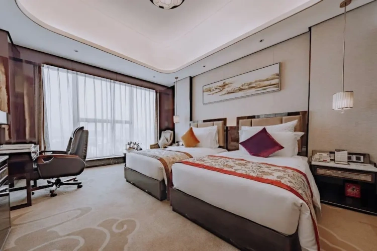 Economy Twin room with city view