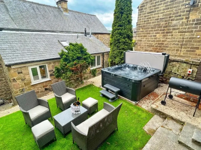 3 Bedrooms Double Cottage