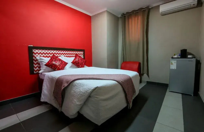 Metro Hotel Marine Parade