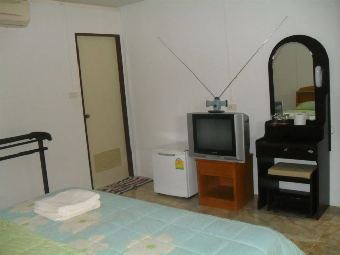 Koh Kwang Resort